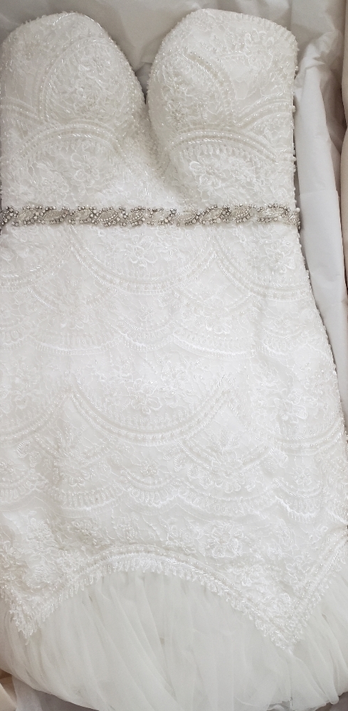 Essence of Australia Wedding Gown